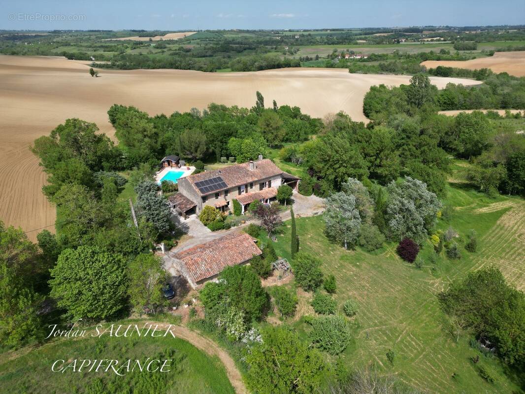 Maison à CARAMAN