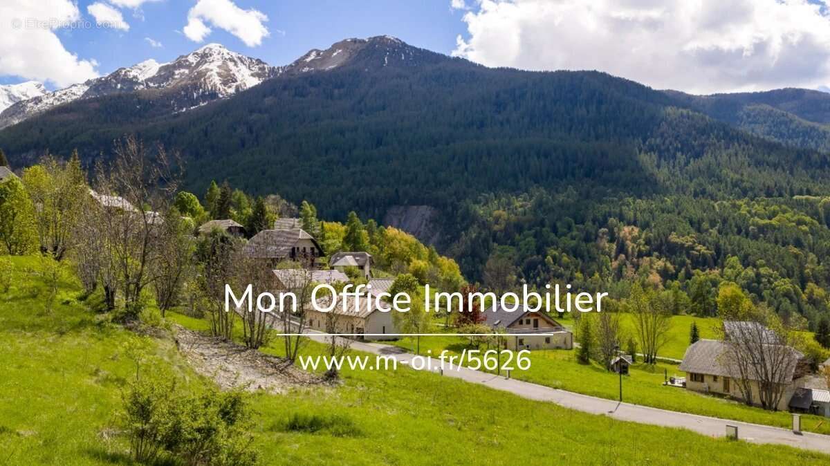 Terrain à LES ORRES