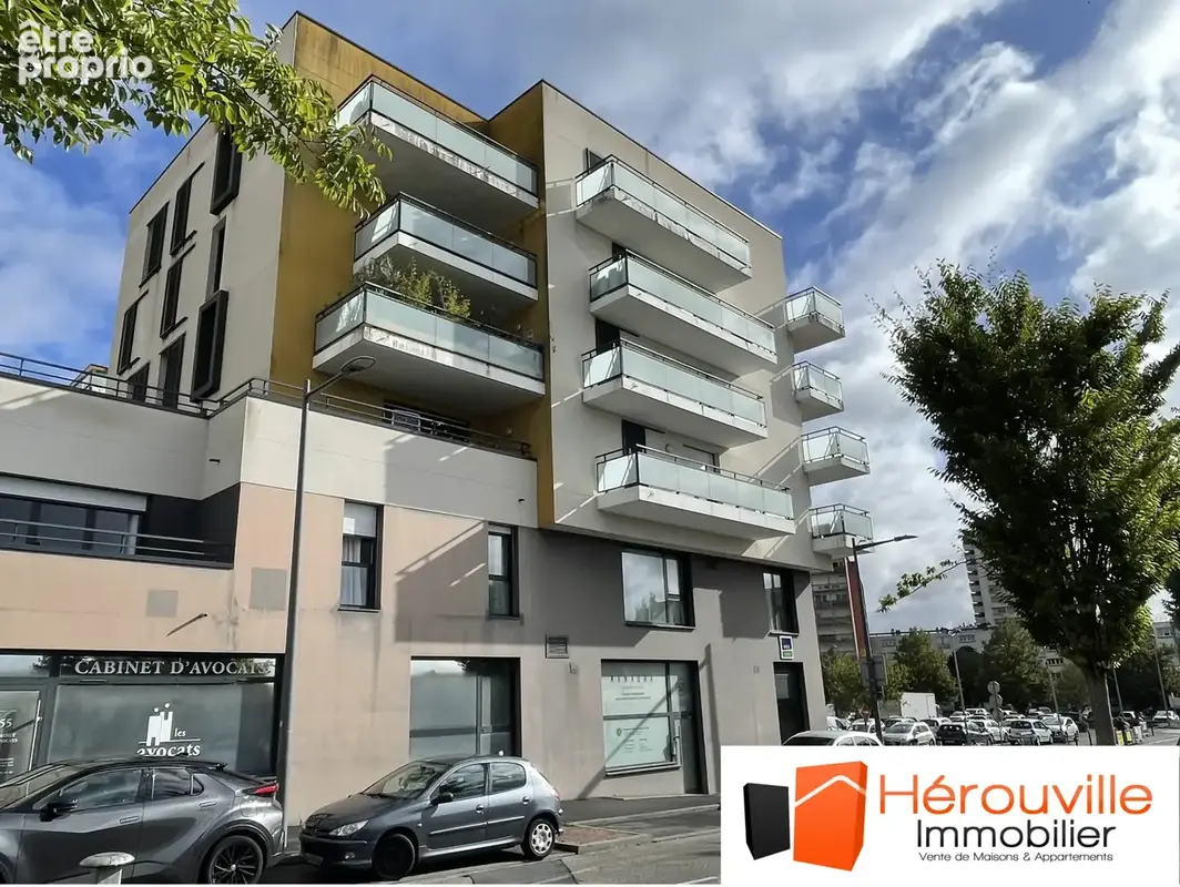 Appartement à HEROUVILLE-SAINT-CLAIR