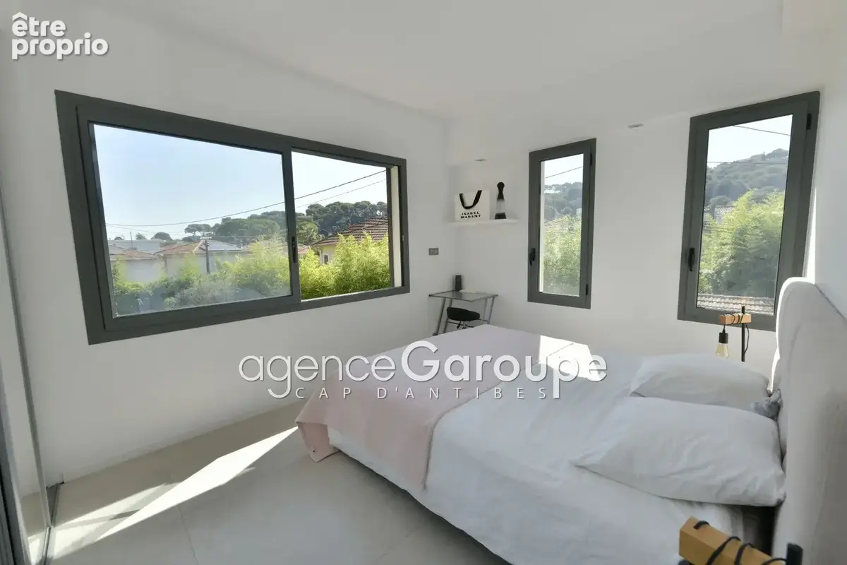 Maison 160 m² à Antibes  - photo 7