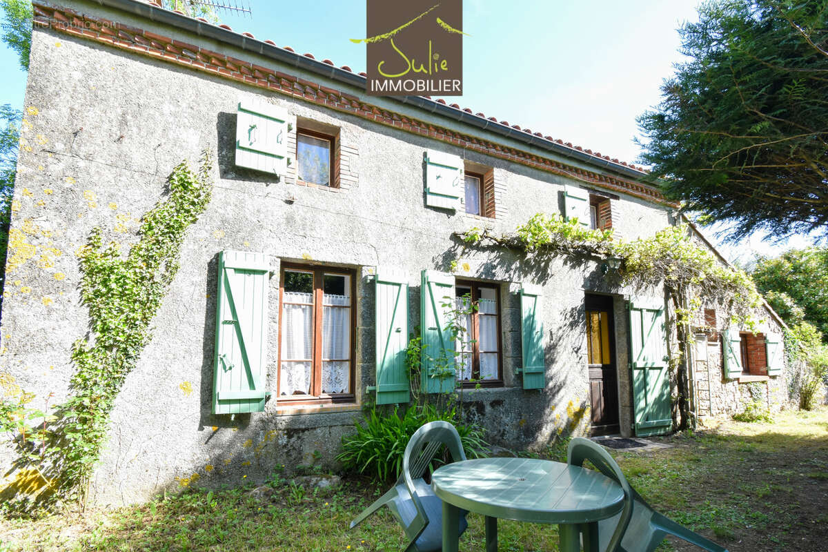 Maison à SAINT-ANDRE-SUR-SEVRE