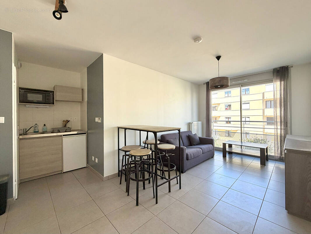 Appartement à SAINT-ETIENNE