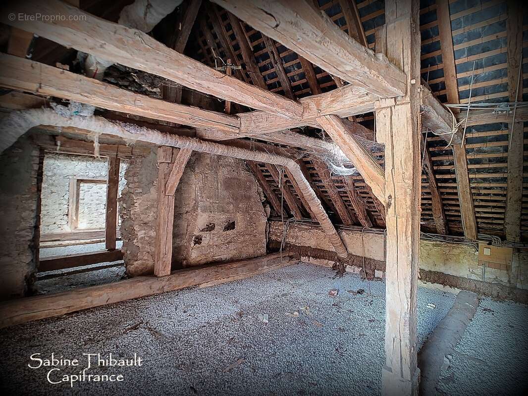 Dpt Indre et Loire (37), à vendre MARCILLY-SUR-MAULNE, maison 7 pièces 173 m2 - Terrain clos - photo 15