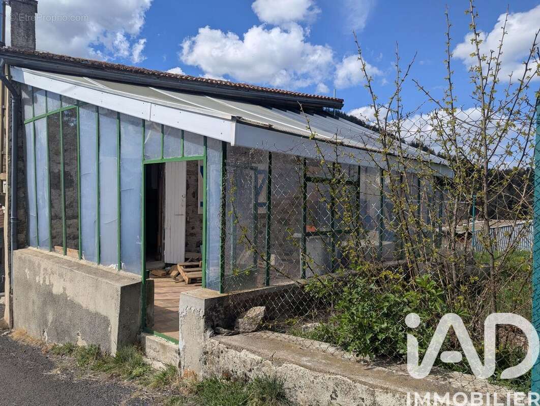 Maison 30 m² à Rochepaule  - photo 4