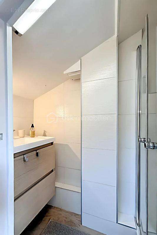 Maison à PARIS-19E
