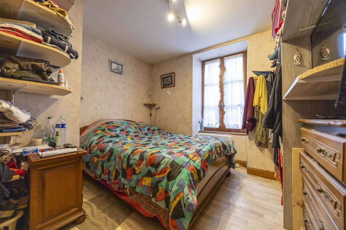 Appartement à PLEAUX