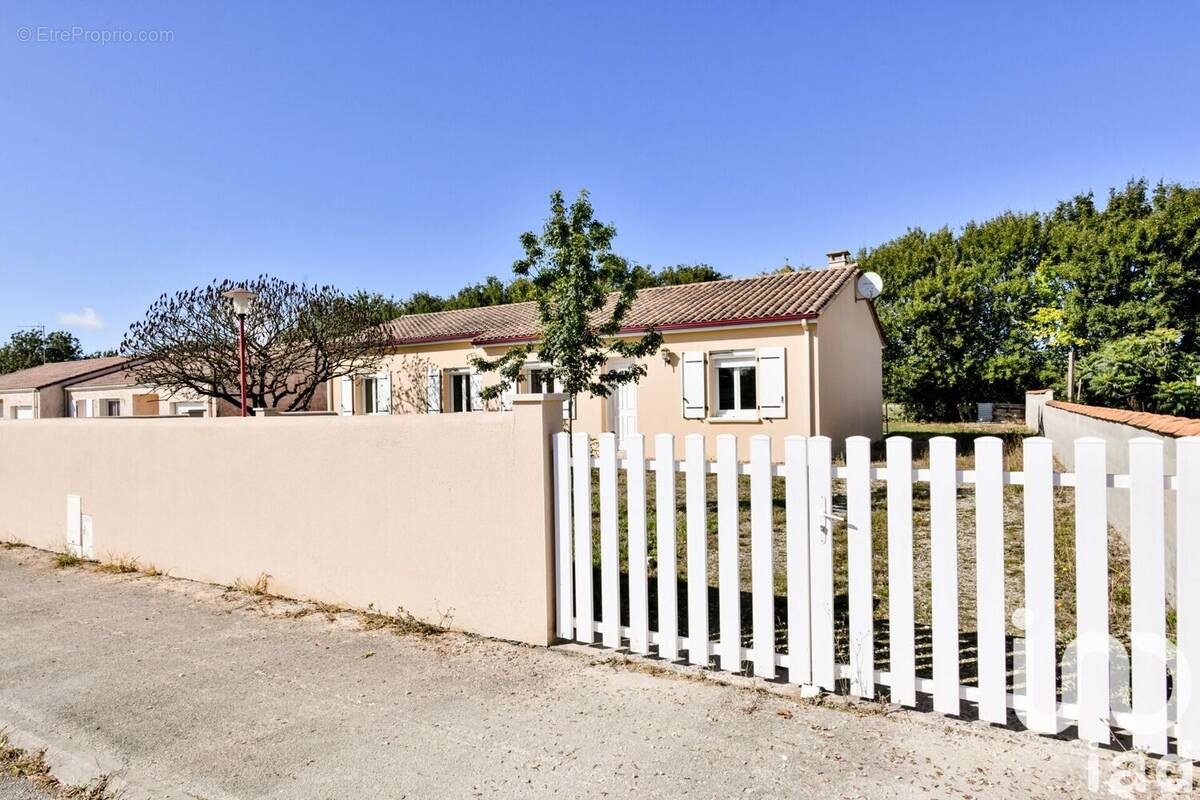 Photo 1 - Maison à FORS