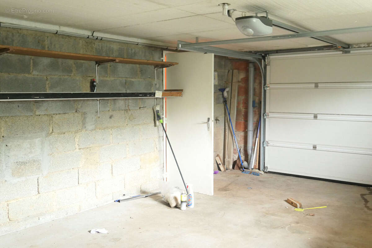 Maison à SAINT-HILAIRE-DU-HARCOUET