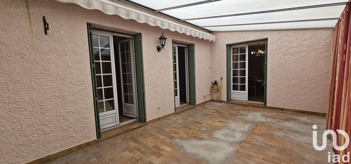 Photo 1 - Maison à SORGUES