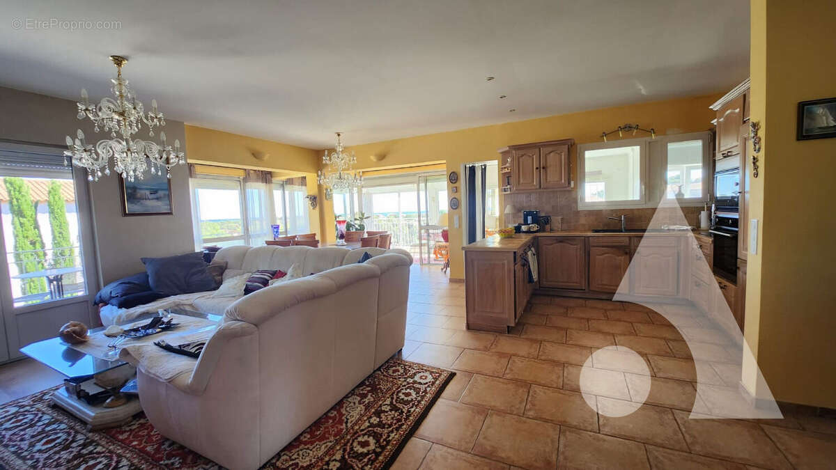 Maison à FREJUS