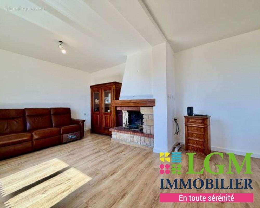 PALAVAS LES PREMIERES CABANES : MAISON T4 de 120 m² Habitables, avec Garage, sur 360 m² de Parcelle - photo 11