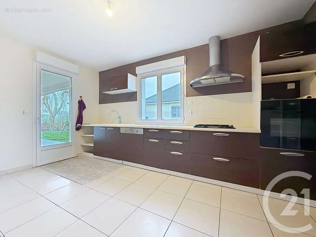 Maison à VILLECHETIF