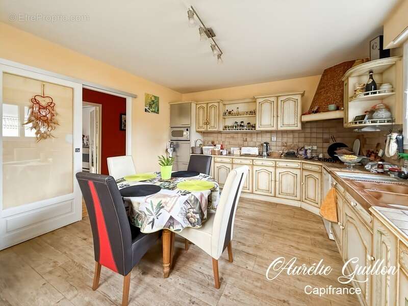 Maison à LE ROC-SAINT-ANDRE