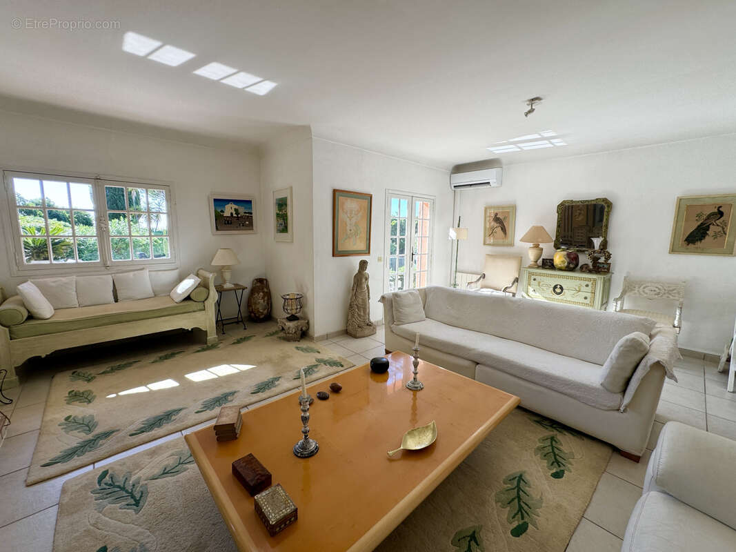 Maison à LA CROIX-VALMER