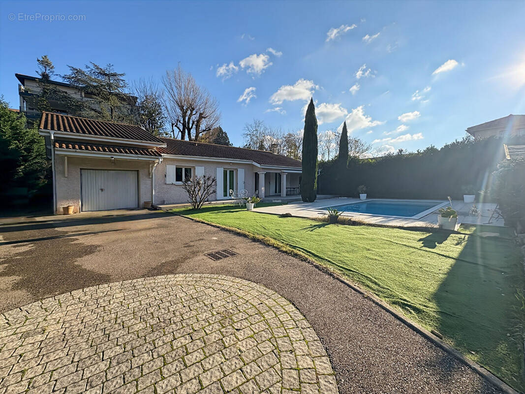 Maison à SAINTE-COLOMBE