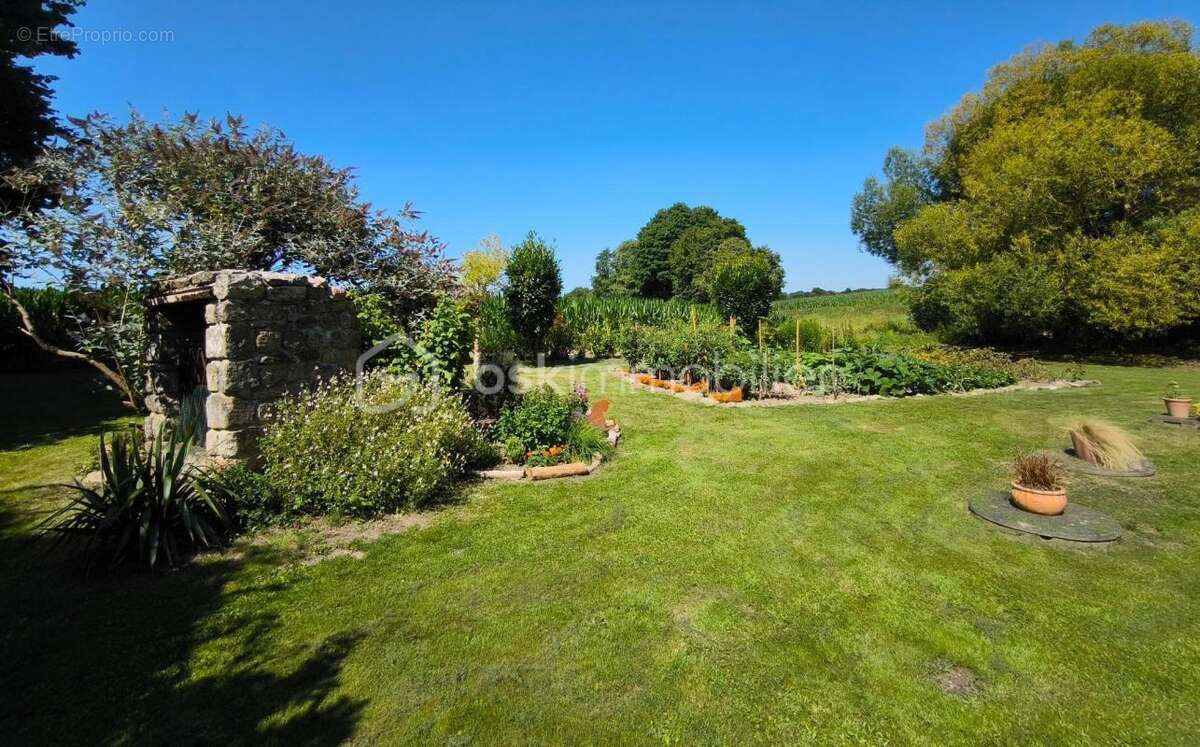 Maison de caractère - Volume, élégance et charme authentique - 182 m² - photo 20