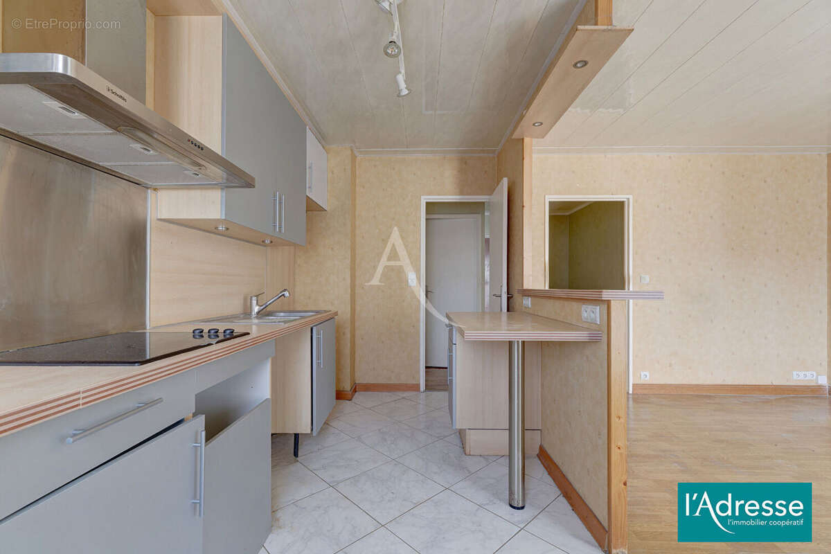 Appartement Reims - 3 pièce(s) 60.70 m2 - photo 4