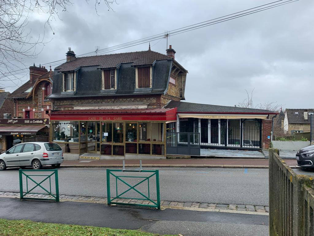 Appartement à HARDRICOURT