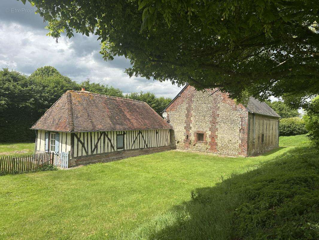 Maison à PONT-L'EVEQUE