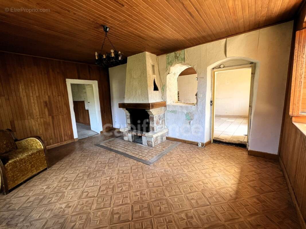 Maison T4 82m² avec Grange 300m² à rénover - photo 22