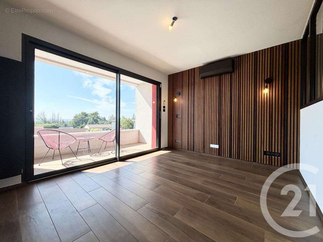 Maison 287 m² à Limoges  - photo 14