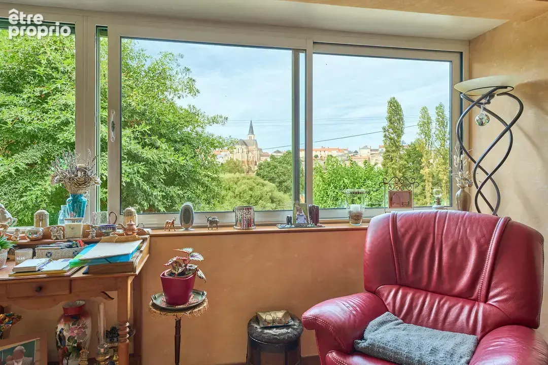 Maison SAINT-PIERRE-MONTLIMART avec vue imprenable - 3 chambres - photo 3