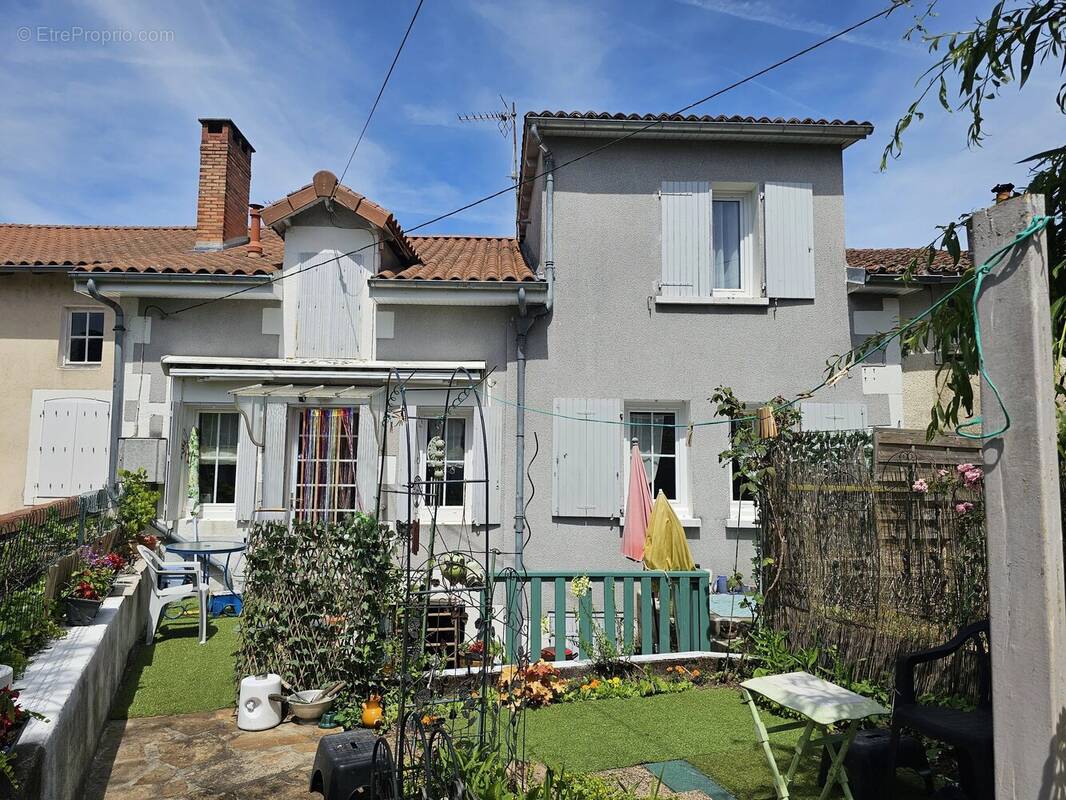 Maison à CHABANAIS