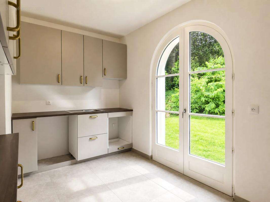 Maison de 5 pièces de 124 m² à Pontoise - photo 8