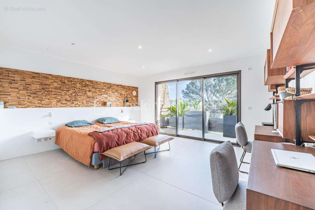 Magnifique T4 type Villa sur le toit / Vue mer / Terrasse + solarium 150 m² - photo 14