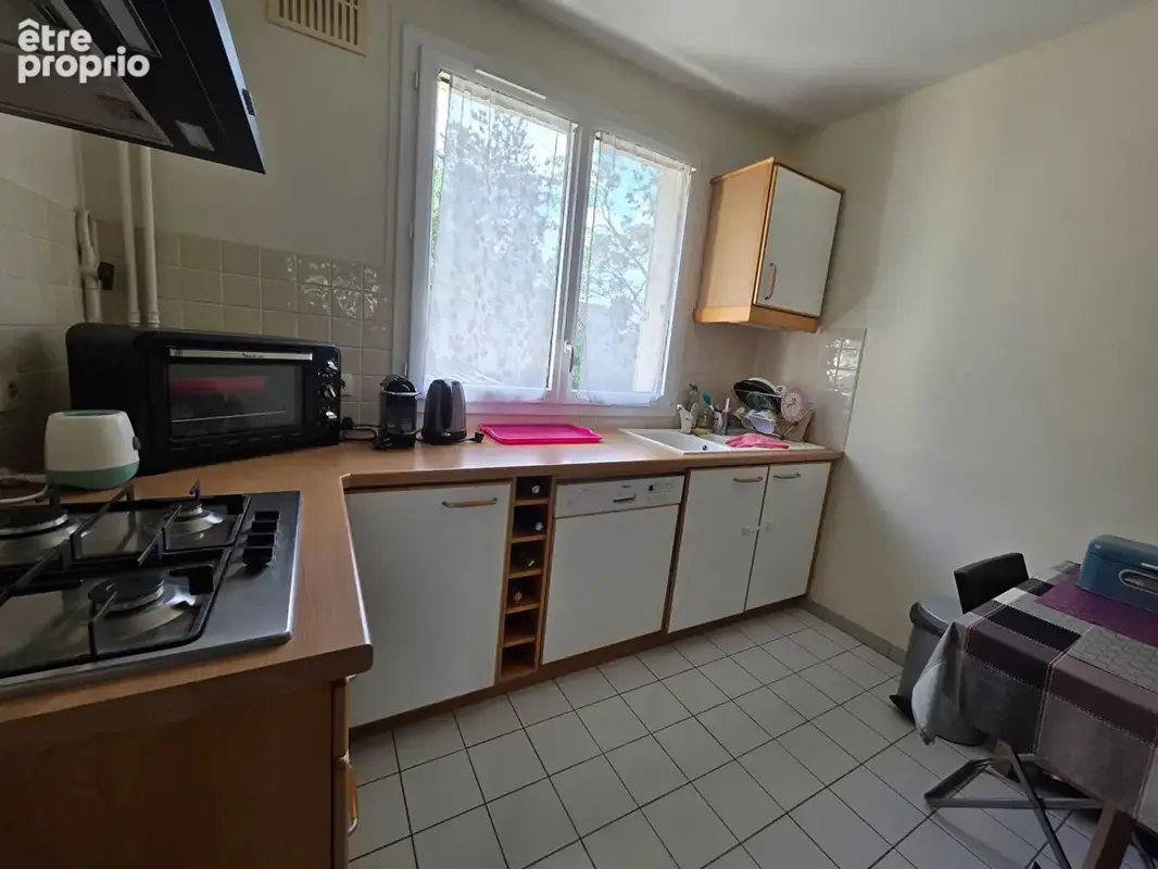 Appartement Maisons Laffitte 4 pièce(s), 3 chambres , parking et cave - photo 3