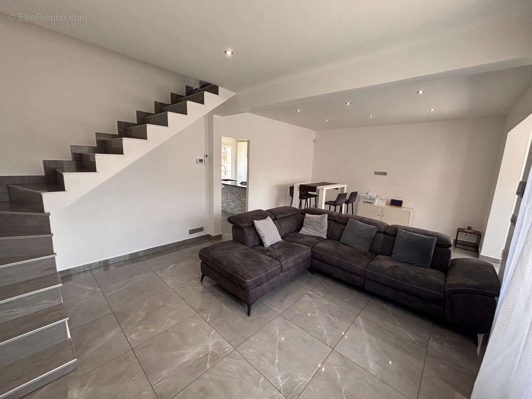 Maison à VILLEPINTE