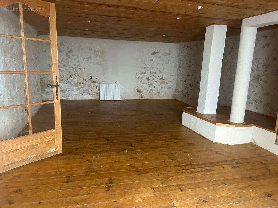 Appartement à ROCBARON