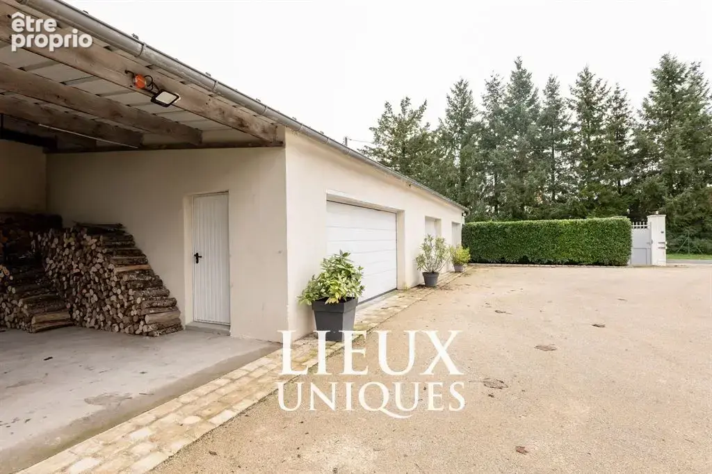 Lieux uniques ® x propriétés privées ® propose garage de 83 m²-bucher de 28 m²-terrain de 1506 m² - photo 4