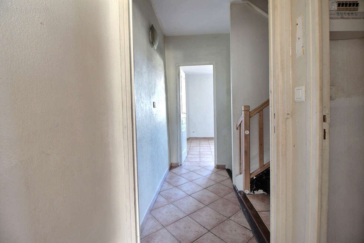 Appartement à TRANS-EN-PROVENCE