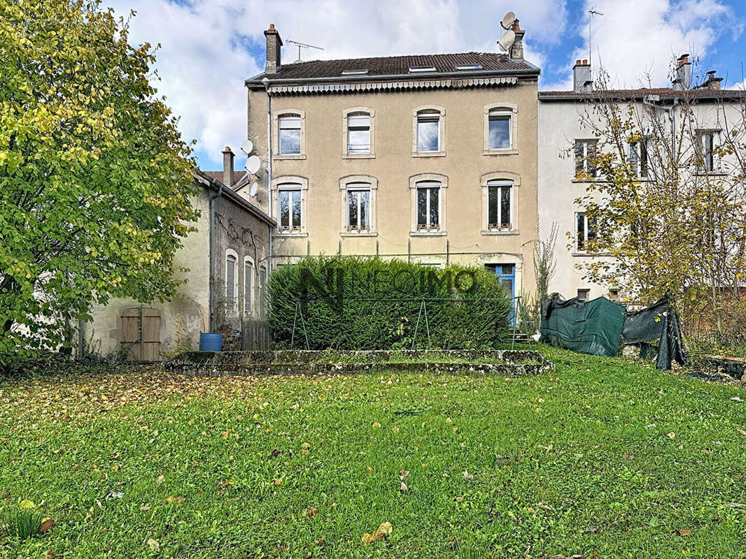 Appartement à NEUFCHATEAU