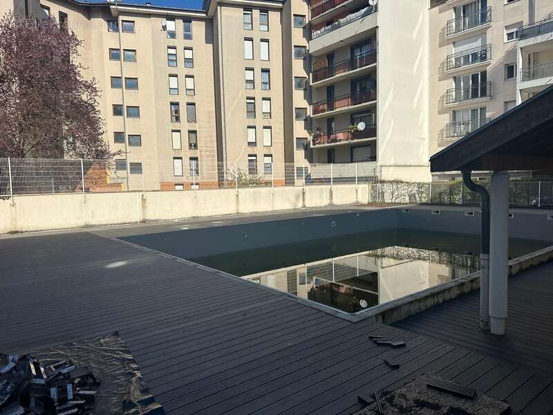 Appartement à vendre 2 pièces ANNEMASSE (74) - photo 4