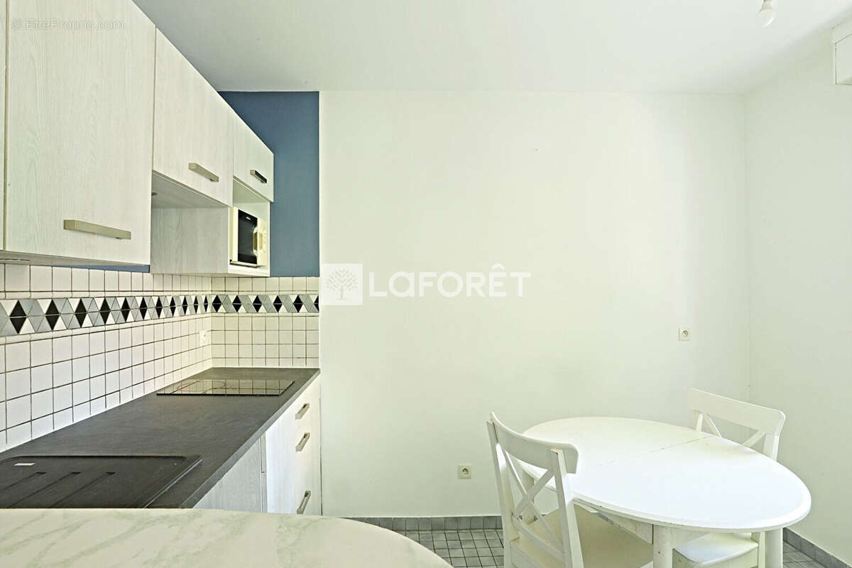 Appartement Paris studio de 27,53 m² - photo 4