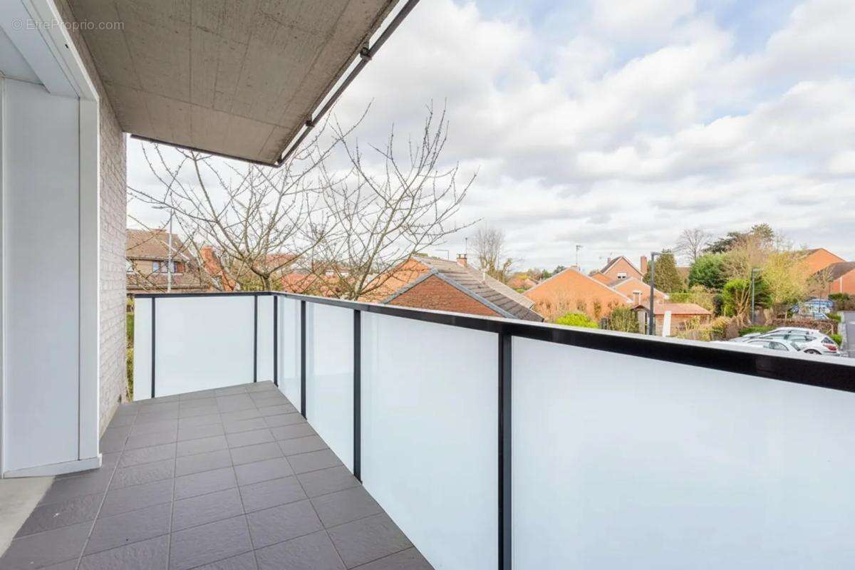 Appartement T3 lumineux avec balcon à Lomme - photo 4