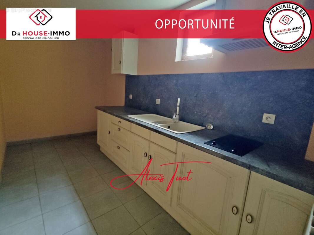 Maison à AMBARES-ET-LAGRAVE