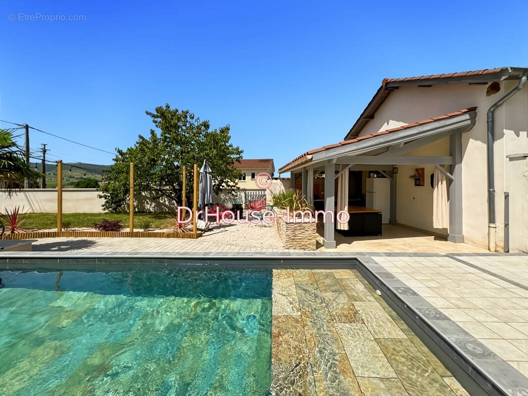 Maison à SALLES-ARBUISSONNAS-EN-BEAUJOLAIS