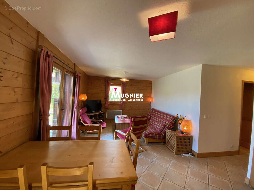 Appartement 51 m² à Taninges  - photo 2