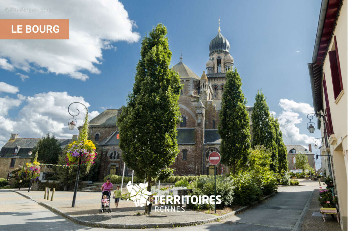 Terrain à CORPS-NUDS