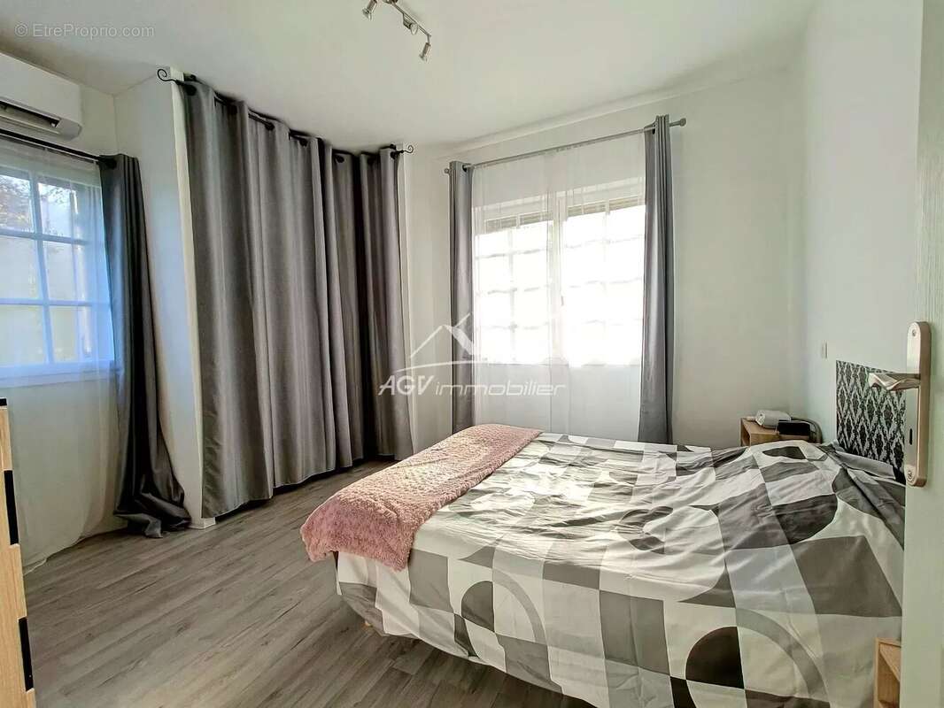 Maison à SAINT-AMBROIX