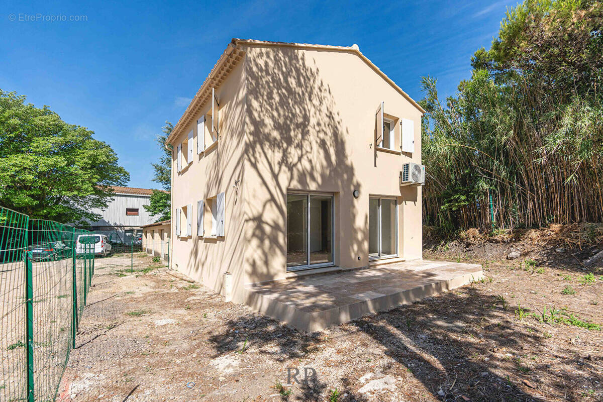 Maison à AVIGNON