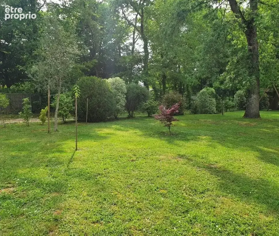 Photo Terrain à Chanteloup-En-Brie au prix de 220 000€