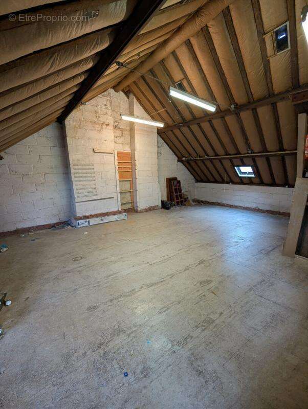 Maison à FACHES-THUMESNIL