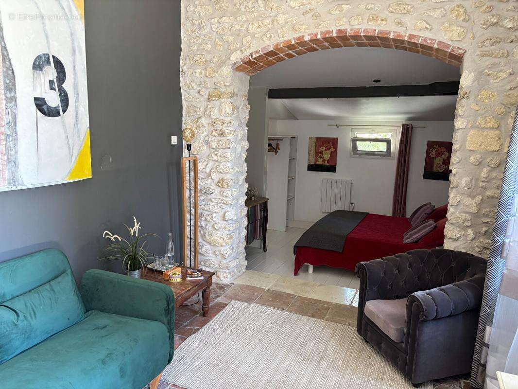 Maison à MOULIS-EN-MEDOC