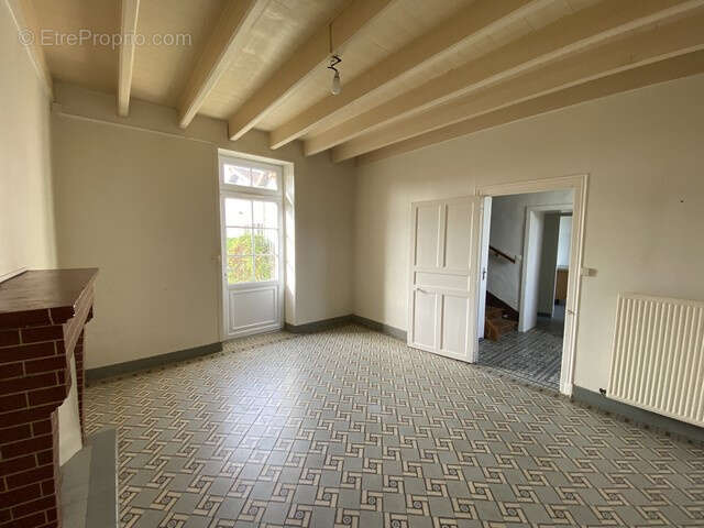 Maison à SAINT-PIERRE-LE-VIEUX