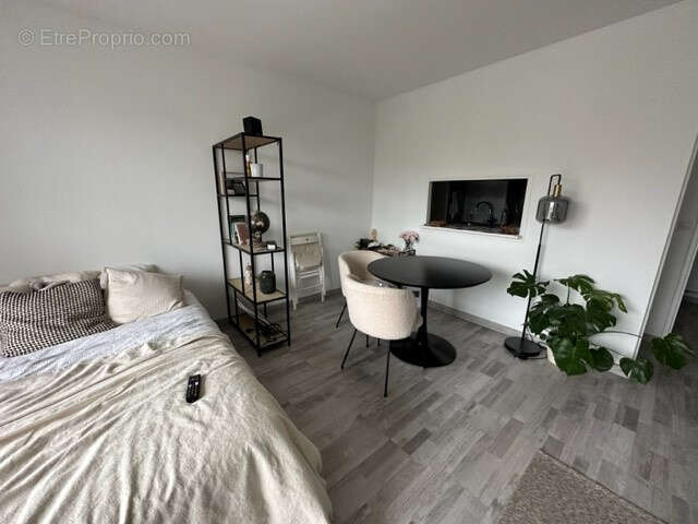 Appartement à BURES-SUR-YVETTE