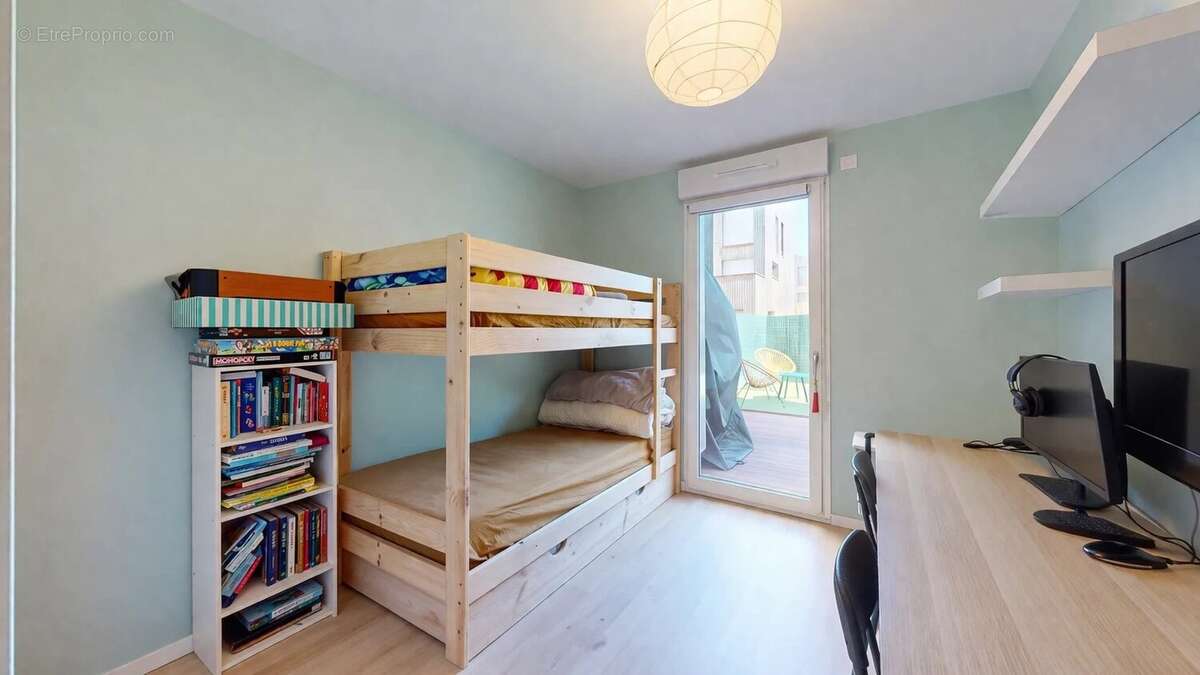 Appartement à BUSSY-SAINT-GEORGES